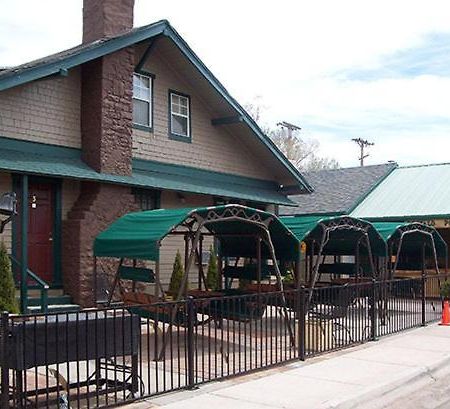 Buffalo Pointe Inn Williams Exterior photo